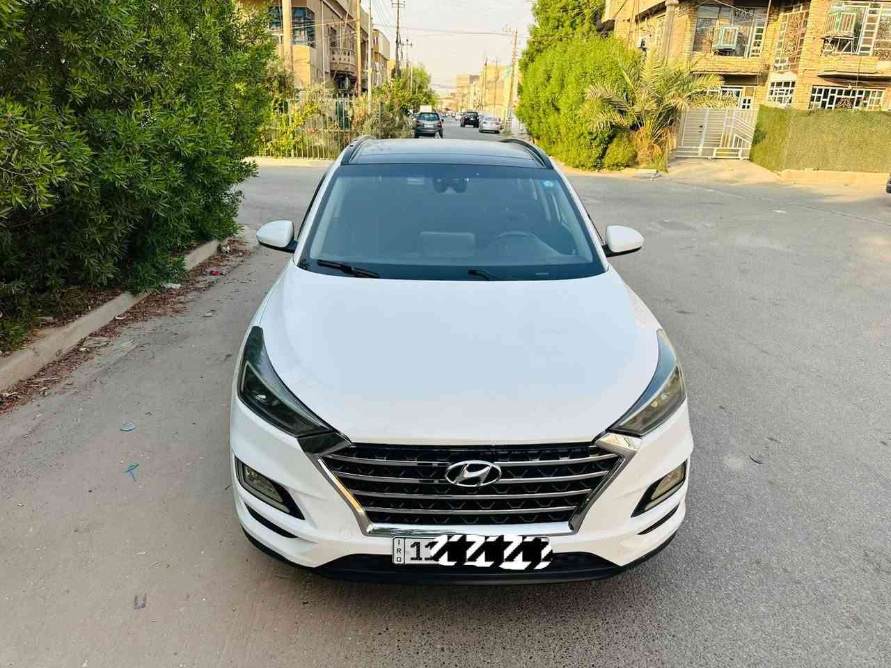 توسان 2019  فوول مواصفات 1/1بنوراما رقم يغداد دولي جديد بصمه بانوراما شاشه كبيره اندرويد كامرا دواره مري شفط اشاير بالمري  هندبرييك بصمه ثلاث انظمه قياده محرك 2400  تبريد امامي خلفي فوول تحكمات  حادثه جاملغ وبنيد فقط كير محرك صدر تبريد جديد السعر  122  للاتصال *********** بغداد الدوره

