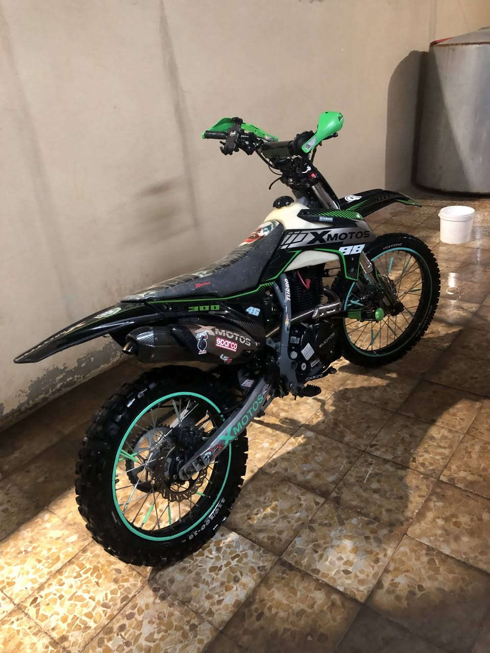 ماطور قفاز X-MOTOS حجم المكينه 
300 سيسي  رقم اربيل شرط التحويل ماطور كامل ما ناقص شيء السعر1900 يرهم مراوس شراي يتصل
***********
***********
