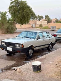 موديل ١٩٨٦ • الرمادي • رشه بسيطة