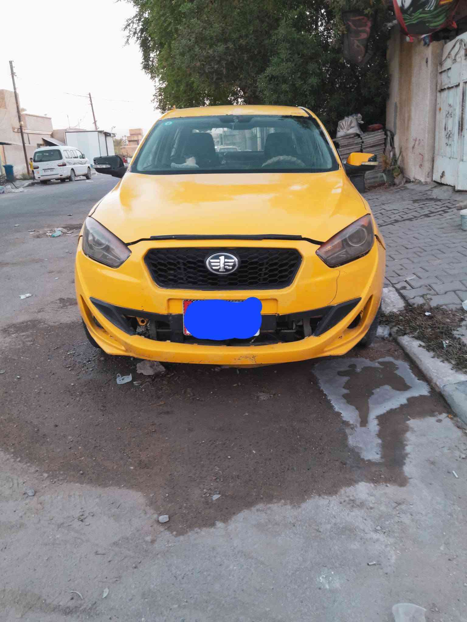 سلام عليكم فاو اولي مديل 2015
مكينة و كير كورلا و رقم بغداد انكليزي بأسمي سنوية لل30 مصفرة هيئة و غرامات و خط وبحث مكان السيارة بغداد الحسينية 
***********
سعر 37 و بيها مجال

