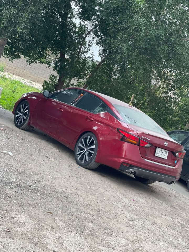 نيسان التيما معوقين اس ار بغداد مكانها بغداد موديل٢٠٢٢ ماشيه ٦٣ميل مبدل جاملغ فقط للاستفسار  واتساب او اتصال***********
