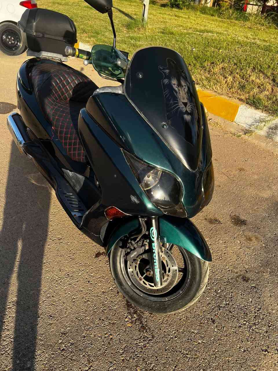 سلام عليكم فورزه 010 دراجه جديده ومتعوب عليها تايرات جدد مكينه مكفوله كهربائيات جدد دراجه مصبوغه جماليه لون زيتوني شذره كامله من كلشي للبيع سعر مليون و400 وبيها مجال بسيط مكاني بغداد الكماليه ***********

