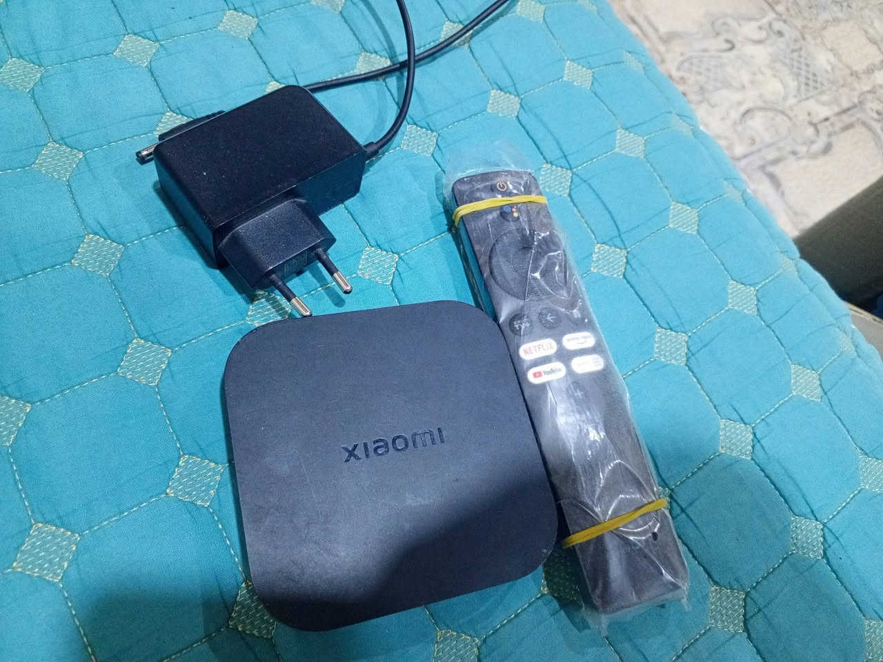 جهاز جداً نضيف جهاز TV بوكس شاومي ذاكرة 8 كيكا حديث أندرويد 14 نظام 4K دقة عالية سريع جدا نظام ريموت جدا قوي السعر 60 الف وبي مجال قليل للشراي عنوان البصرة المعقل رقم *********** والي غير محافظة يريد ادزة الة توصيل يدلل
