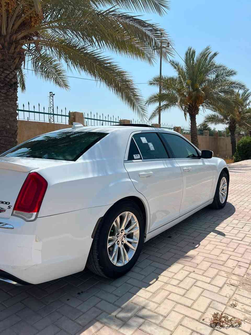 سلام عليكم 
اوباما للبيع مديل 2015
السياره فول موصفات
بنوراما فتحتين داخل لونين 

بيجي وسود شاشه كار بلي
شفتات 
ستيرن كشنات جلد 
نضام سبورت كير نضام سبورت S
كشنات كهرباء وكو موصفات اهوي مذكرتها 

سياره فول موصفات السونار مرفق بل صوره 

السعر خاص 

السياره احله من الصور بهواي

ماشيه 70الف فقط

الرقم ***********
