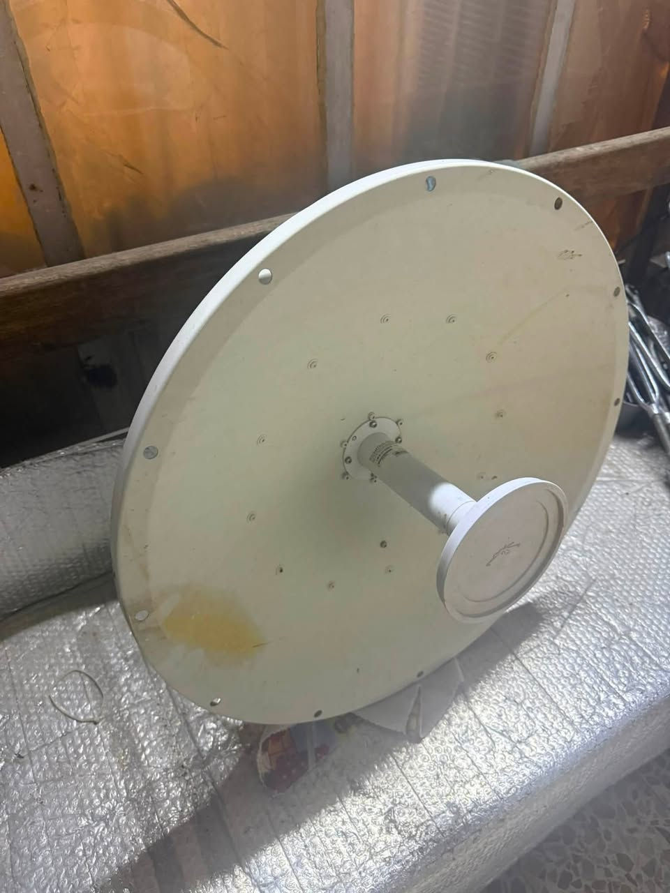 يالله
حديد G45 

24متر

السعر٢٢٥

حديد G35

24متر

السعر 180 الف مع الفراكات كامله

سكترات ubnt مع روكت XWنضيف كلش 

سعر السكتر الكامل ١٤٥ الف

دش ٣٠ مع ٩١٢

السعر ١١٠

بور برج m5 

السعر ٤٠

هب سسكو ٢٤ بورت بور وداتا مع منفذين sfp

السعر ٤٠ 

هب جديد بلكارتونه ٢٤ بورت

السعر ٣٥

مكاني بغداد البياع 

يوجد توصيل لجميع المحافظات

***********
