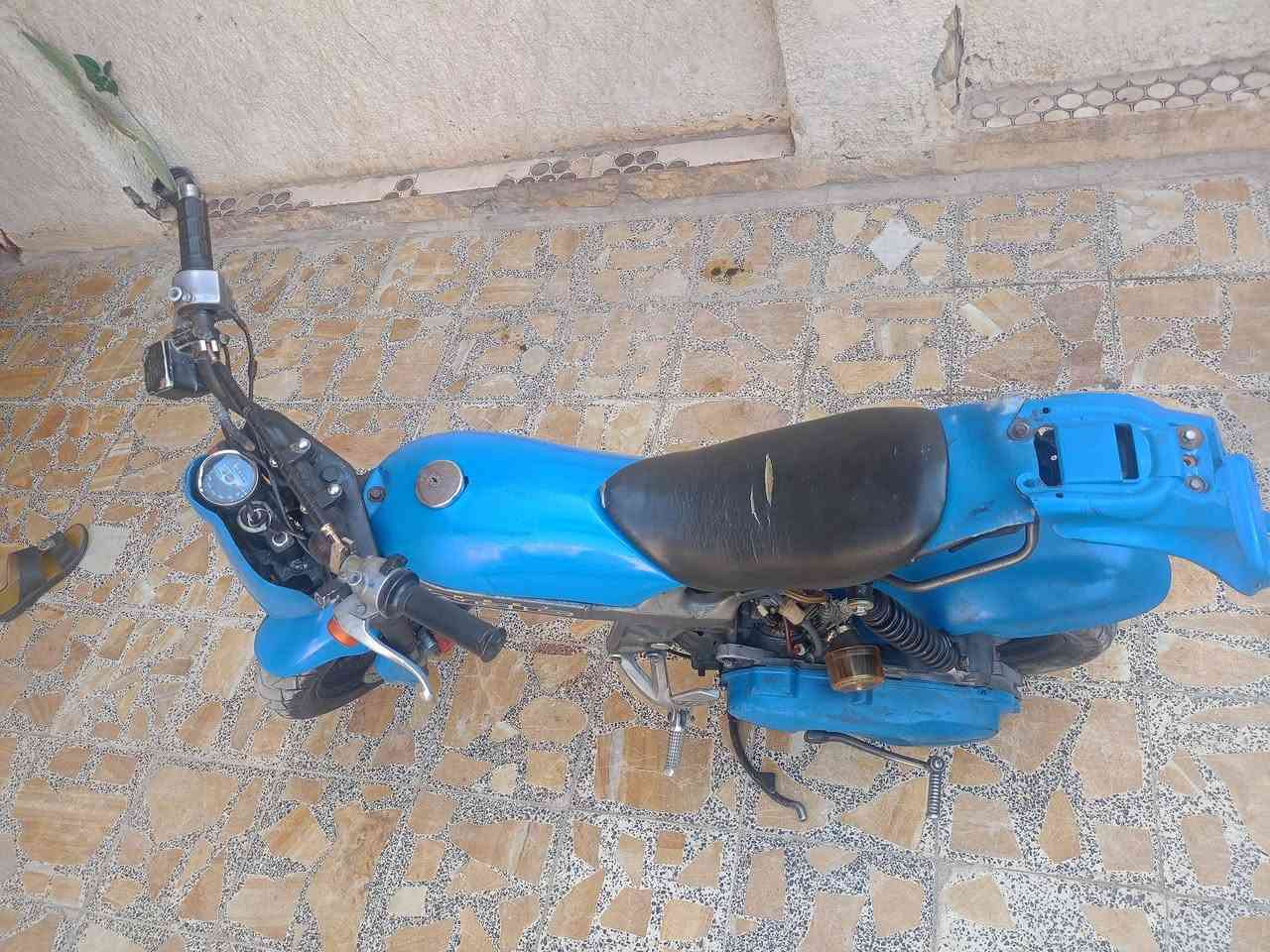 دراجة سازوكي للبيع شلعة ومعدل محرك نعومة فول سعر 325 بيهة كجال قليل رقمي *********** ما متواجد خاص مطاني مغربة
