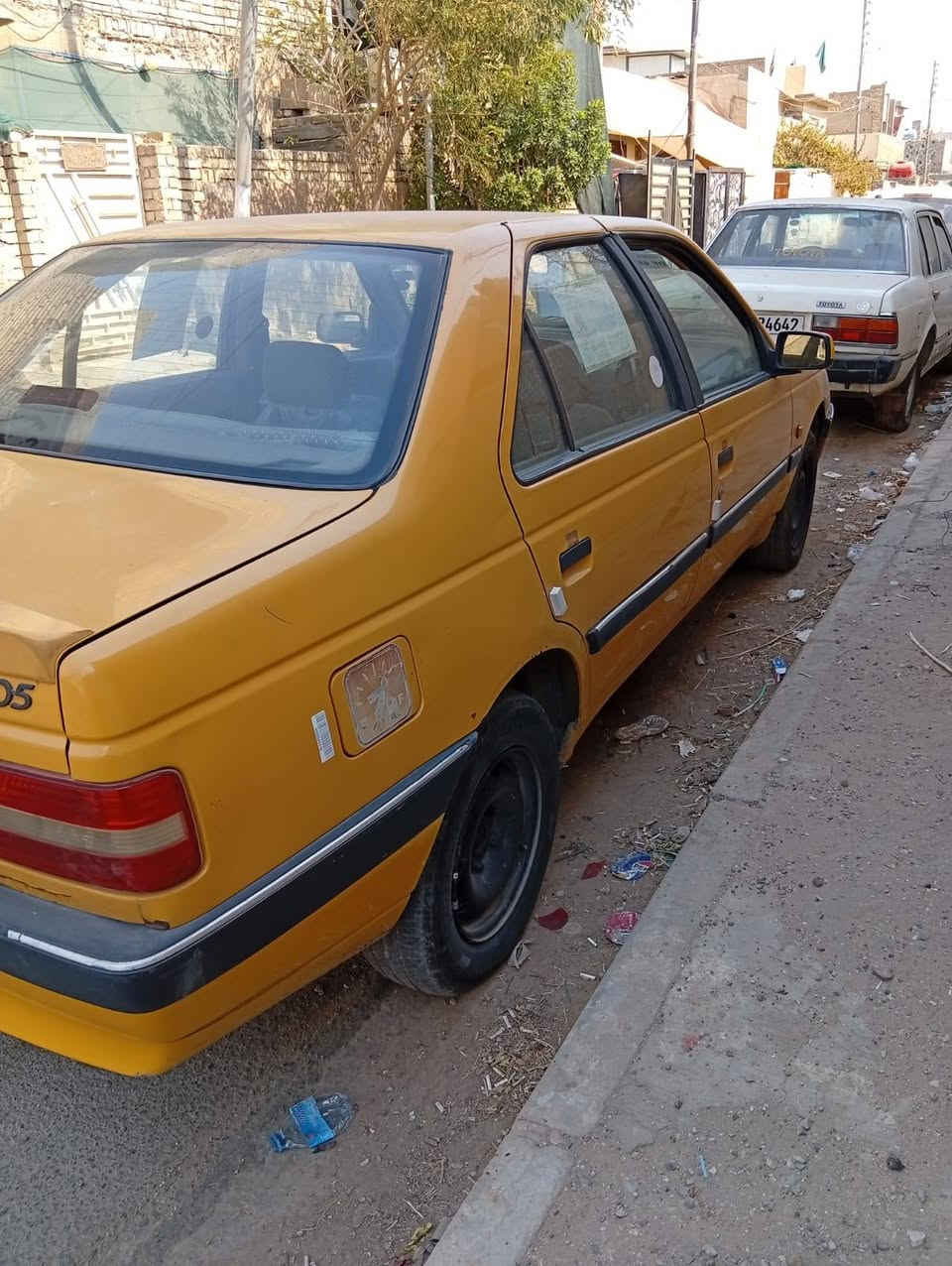 سلام عليكم بيجو ٤٠٥ بغداد موديل ٢٠١٥
تحويل مباشر ماعليه لا هياء وله غرامه قبل فتره 
حولته سياره كايمه عله وضعه ابيع 
عارضه ٣٠ وبيه مجال 
اعيد سياره كايمه مكينته 
عنوان بغداد الامين رقم 
***********
