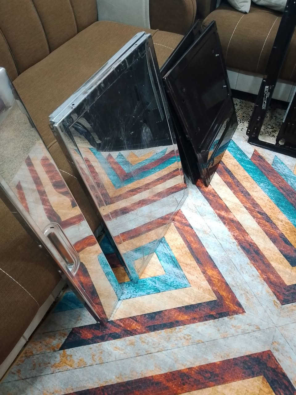 تم تجديد طباخ كريازي تجديد وصيانة بل كامل شرط يرجع عمرة 15 سنة عندك عطل اتصل او ادخل خاص ونجيك للبيت صيانة موقعية ميحتاج اجيبة وتخسر تعب وكراوي اشتغل فقط ابو دشير وضواحيها *********** وات ساب
