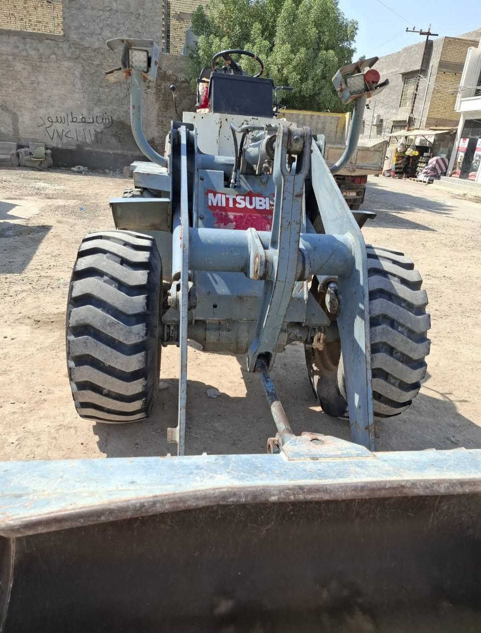 سلام عليكم للبيع شفل مسبوشي رقم بصرة
شفل كامل كل نقص مابي مكينه جديده كير مامفتوح بلادي مظخه بلاديه تخم تاير جديد تخم بيامه كله جديد كهربائيات كامله شفل كل نقص مابي 
العنوان الكاظمية / الاتصال ***********

