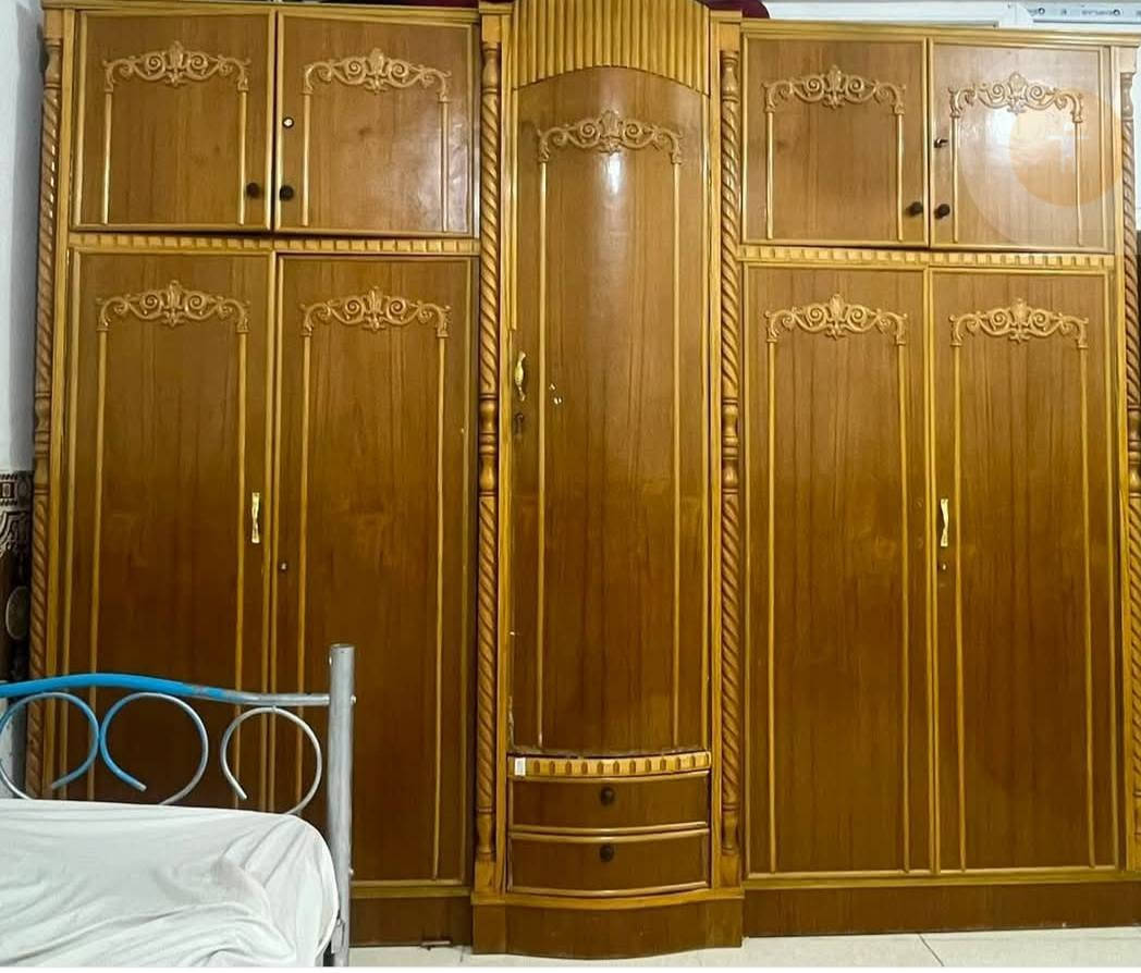 مجموعه غراض للبيع كلمن سعر اتصل على الرقم بيه واتساب غير متواجد على الفيس للاستفسار *********** @
