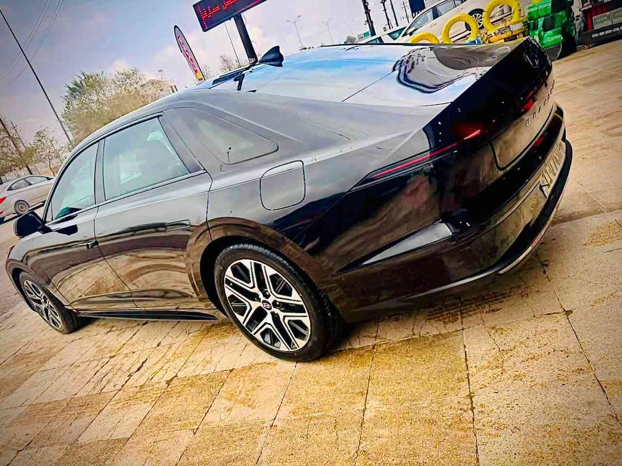 ازيره موديل23
سياره ع وضع الشركه فقط ثلث قطع تبديل بدون صبغ

رقم بغداد مداور ثانيوم

مكينه وكير وحداده وتبريد وكشر ودواخل زيرو

مواصفات فول الفول عده الفتحه

مواصفات عالميه غرفه في اي بي

مكان النجف بيع أو مراوس

السعر١٩٥

مواصفات ماحجي بيه معروفه

 سونار مرفق

***********
