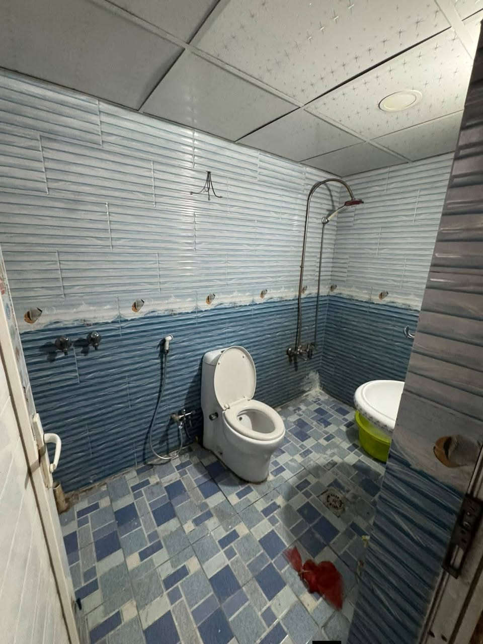 🏠 للإيجار في السيدية | مشتمل طابق أول
📐 المساحة: 100 متر

🔹 غرفة نوم
🔹 مطبخ
🔹 صالة
🔹 خدمات
🔹 معزول عزل تام

💰 الإيجار: 550 ألف

📞 للاستفسار والتفاصيل:
***********

🏢 مكتب قمر للوساطة العقارية
