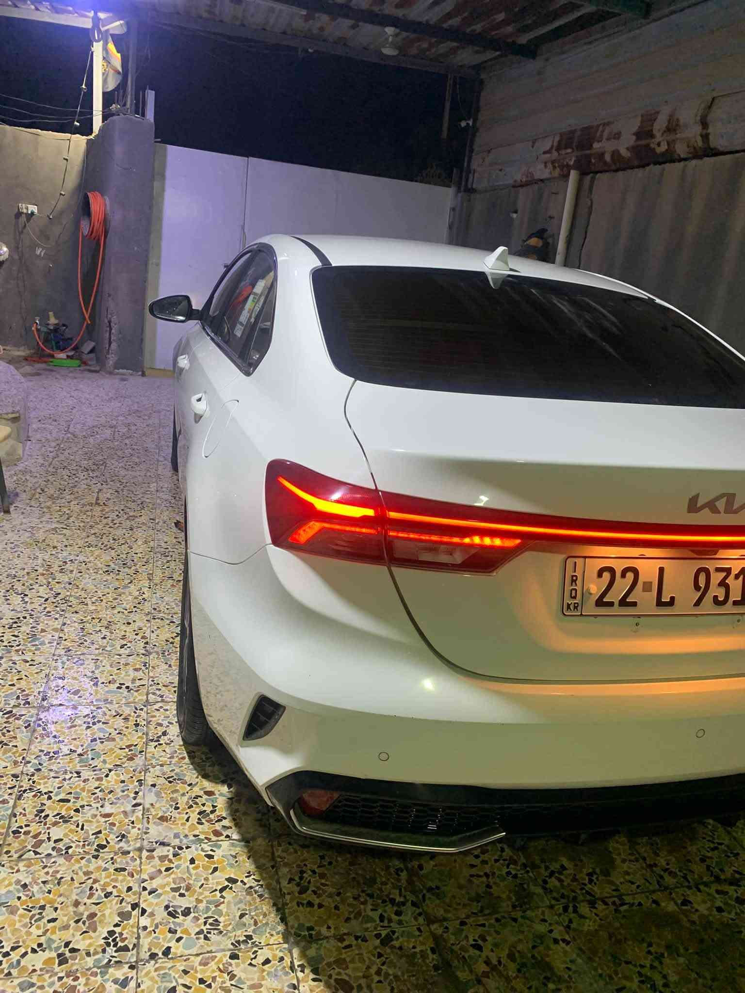 السلام عليكم. مراوس باقل مع فرق او بيع
كيا كي ثري K3 موديل 24
تجميع الصين
فول  مواصفات

محرك 1500 دبل نوزل بانزين عادي 
رقم اربيل  +  تحويل مباشر
 ماشية “ ٤٨ كيلومتر حقيقي 
 
🔴المواصفات 
فتحة
كشنات جلد اسود 
شاشه كامرة 
تحكم ستيرن جهتين 
بصمه  أبواب و بصمه تشغيل
شاحن تايب سي شحن سريع 
كير طياره 
شاشه بالكير
لايت لد زينون 3 عدسات متحركة + الخلفي هم لد متصل 
 أشاير لكزس️ متحركة 
المري الجانبية بيها ️اشاير + هيترات 
صندوك ذكي بصمة ( يفتح عند الاقتراب )
سايد بريك بصمة
أوتو هولد (auto hold)
درايف مود 4 وضعيات
(sport+eco+smart+comfort)
شاشة عداد دجتل 
وبيها بعد مواصفات 
السيارة    السياره جديده بعدهه بحاله الوكاله قطعه وحده مبدله فقط 
للستفسار :*********** مكاني بصره ابو الخصيب 
السعر ١٢٩
