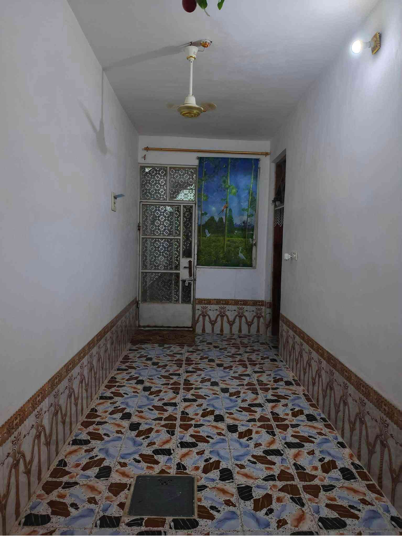 سلام عليكم بيت وقطعه ركن قطعه 231قريبه ع شارع لعام 80م وللبيت 140م  نهروان مقابيل نازحين سعر  خاص اتصل بيك خير ودلل ***********
