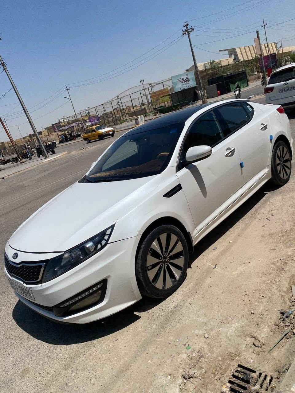 سلام عليكم
اوبتيما خليجية فول مواصفات مكفوله كفاله فقط بارد على وضعها موديل ٢٠١٣ بصمه سقف بنو راما للتواصل
***********
