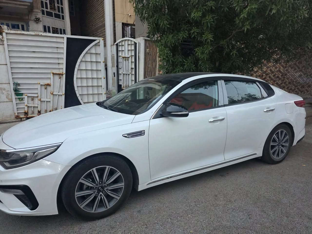 سلام عليكم اوبتما وارد كوري بانزين اصل فول مواصفات 1/1
محرك 2000 دوش كفاله كير ومحرك 

سياره جاهزه صدر امامي خلفي جديد تخم تاير جديد مابيها نقص ابد سياره بيها 4 قطع صبغ مال كوريا بدون حادث شرط سونر رقم بغداد انكليزي 

السعر 125 

مكاني بغداد ***********

