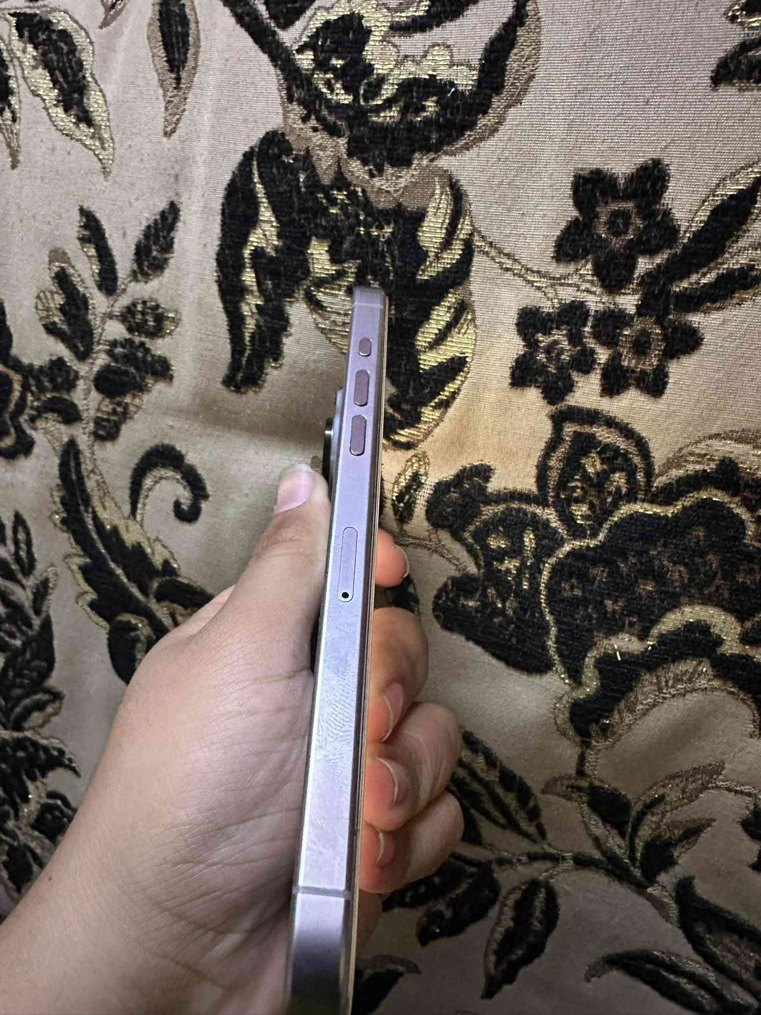 ايفون 15 برو ماكس • ٢٥٦ • بطارية ٨٨٪