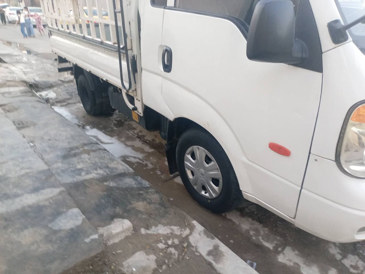 كيا ٢٠٠٧ للبيع تختم تاير حداديه جديد لامامي وخلفي محرك مشترك بي تبخير فقط شاصي كفاله رقم جديد باسمي بابل ١٨ للستفسار *********** مكاني بغداد الإسكان مقابل كليه المؤمون
