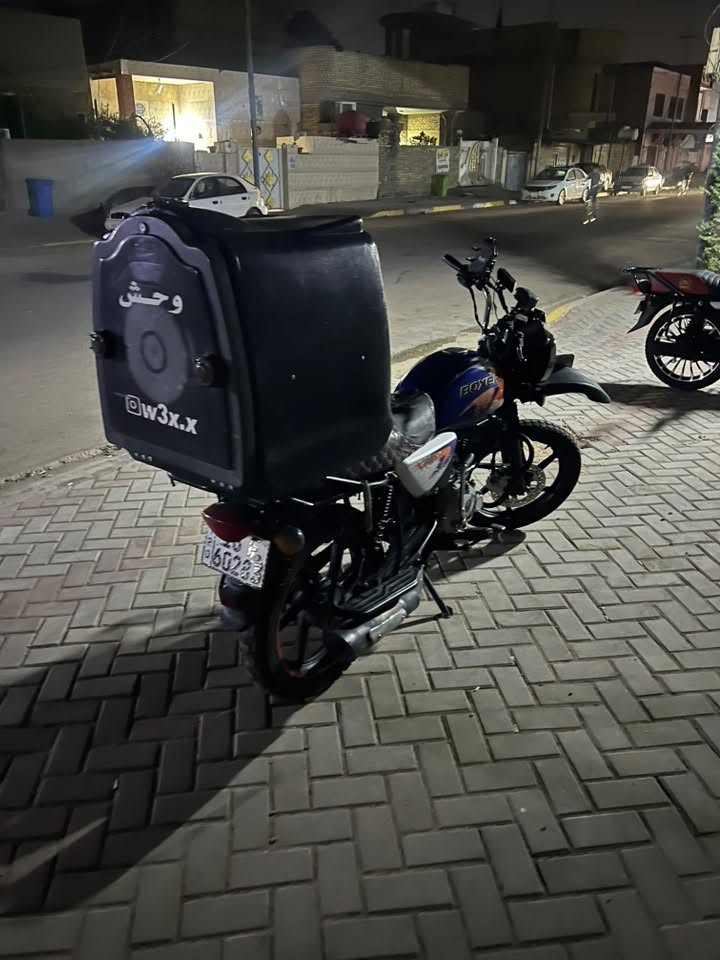 السلام عليكم
اخوان بوكسر سنوية ورقم 
ب 1150 وبيه مجال 
مكينة تخبل ناعمة ونشطة تجي وتشوف وتجرب 
تفاصيل خاص . 
واتساب ***********
