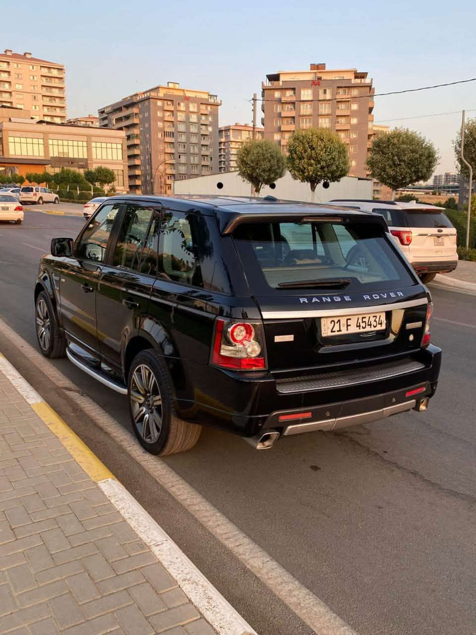 رانج روفر سبورت 2011 اوتوبايوغراف فول مواصفات ( خـليـجـي )
بلاك يديشن ضمان دولى ر
‎سيـارة عل نظافتها احسبها صفر زيرو
بليت مال سيارة بدون صبوغ بالشرط 💯
‎مامفتوح  مكينه و كير بشرط فحص💯
‎السياره جديدة جداا لون مميز  فول الفول 
‎٨ سلندر سوبر جارج بانزين مكينه و كير بشرط 
‎مكينة وكير بلاديه بدون اى خلل بشرط فحص
‎كشن جلد كريمى و  ايطار اسود بلادي
‎بصمه - ٤ ابواب بصمه
‎ جكات ٣ وضعيات 
‎كشنات ميموري و كهرباءي
‎حساس امامى و خلفى و رادار 
‎رادار جانبي بل مرايات ونقاط عمياء
‎ نظام صوت ميريديان 
‎ ٥ كاميرات ٣٦٠ درجة GPS
‎تخم تاير ويلات شركه  جديد
‎شاشات DVD وبعد مواصفات هوايه
‎سيارة حيل نظيفة كلشي عل بلاد لوك
سنوية و زنكة كلشي جديد مدفوع ل 2031
باسمي السنوية بشرط تحويل وغرامـة نفس اليوم
سيارة مابيـها دينار مصرف كامل من كل نواحي
‎نظافه ١٠٠٪؜ كامل سيرفس بدون نقص و بدون مصرف
السعر  _129$ شوية مجال
رقم صاحب سيارة: 

‎‏ RANGE ROVER Sport 2011
‎رانج رؤڤه ر موديل 2011 ئؤتؤبايؤگراف
‎فول مواسفات خليجي
‎مه كينه مه رغوب سوپه ر چارچ  به نزين
‎ره نگى ڕەش 
💯پلێتی سەیارە بە شەرتی بێ بۆیاخ
‎گير و مه كينه ى نەکراوەتەوە بە شەرتی فەحس💯
‎سه وت و سه رف و خه له لى نييه به شه رت
‎مواسفات
‎( به سمه - سلايت - ناو کرێمی و ڕەش - كه له ديڤيدى - پينچ كاميرا - سه لاجه - كوشن جلد و ميمؤرى - كوشن و سوكان و كاره با - كاميرا - حاسه ى پيش و دوا - بريك به سمه )
‎چوار تايه و ويلى تازه و كامل سيرڤسى بؤكراوه
‎ده بل و چوپ و كاره باى و هه موو گيانى به شه رت
سه نه وى و هه زه و ره قه مى تازه يه به ناو ي خؤمه وه يه ژینکە ی تا ٢٠٣١ دراوە
::: گير و مه كينه و كاره باى و هه موو گيانى به شه رت :::
‎شوين : سليمانى
سعر : 129$
موبایل***********
