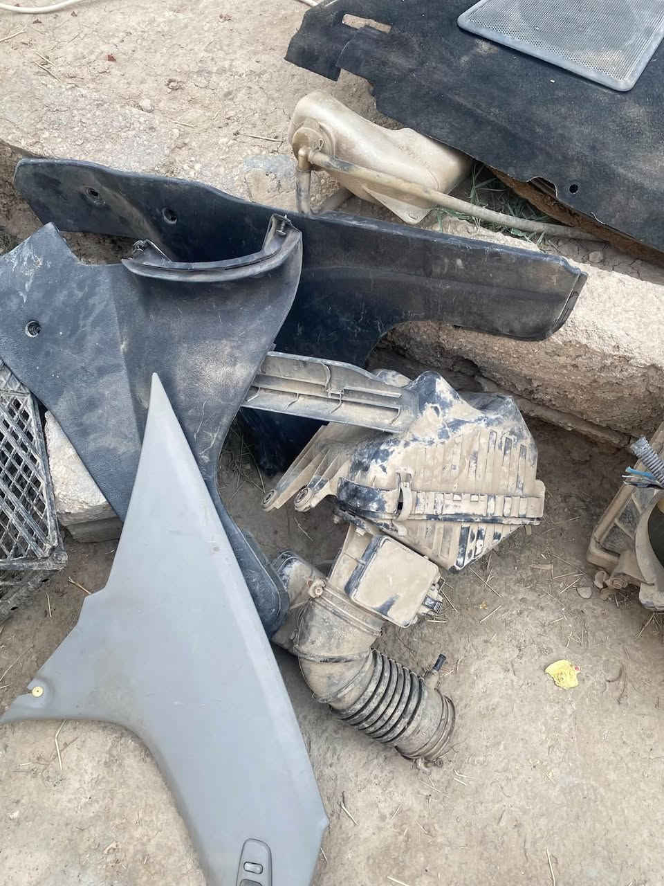قطع غيار  كافة تفصيخ متسيبوشي كلنت ٢٠٠٥ العنوان بابل محاويل الحمزاوي  لاستفسار ***********
