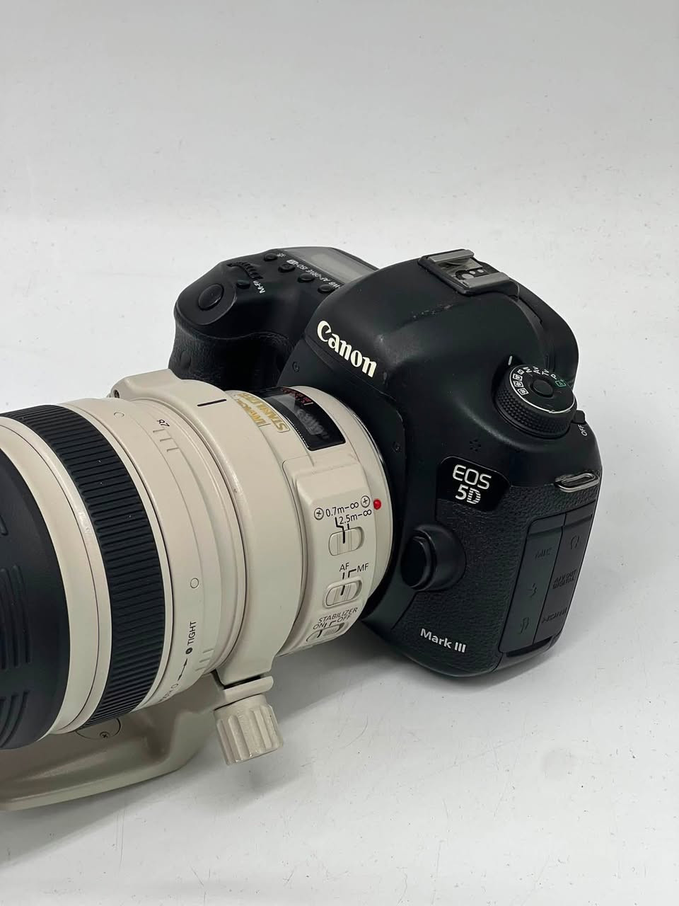 كأمره كانون   (💣 ✨5D-lll 📸💣) نضافه 99/100 كامل ملحقات
مع عدسه28-300

2- حقيبه ضهر ✅

3- حزام كتف✅

4- شاحنه اصليه ✅

5 بطاريه اصليه ✅ 

6- توصاله نقل صور ✅ 

توصيل مجاني 💫

الدفع بعد ال فحص و القناعه التامه 

 ***********
