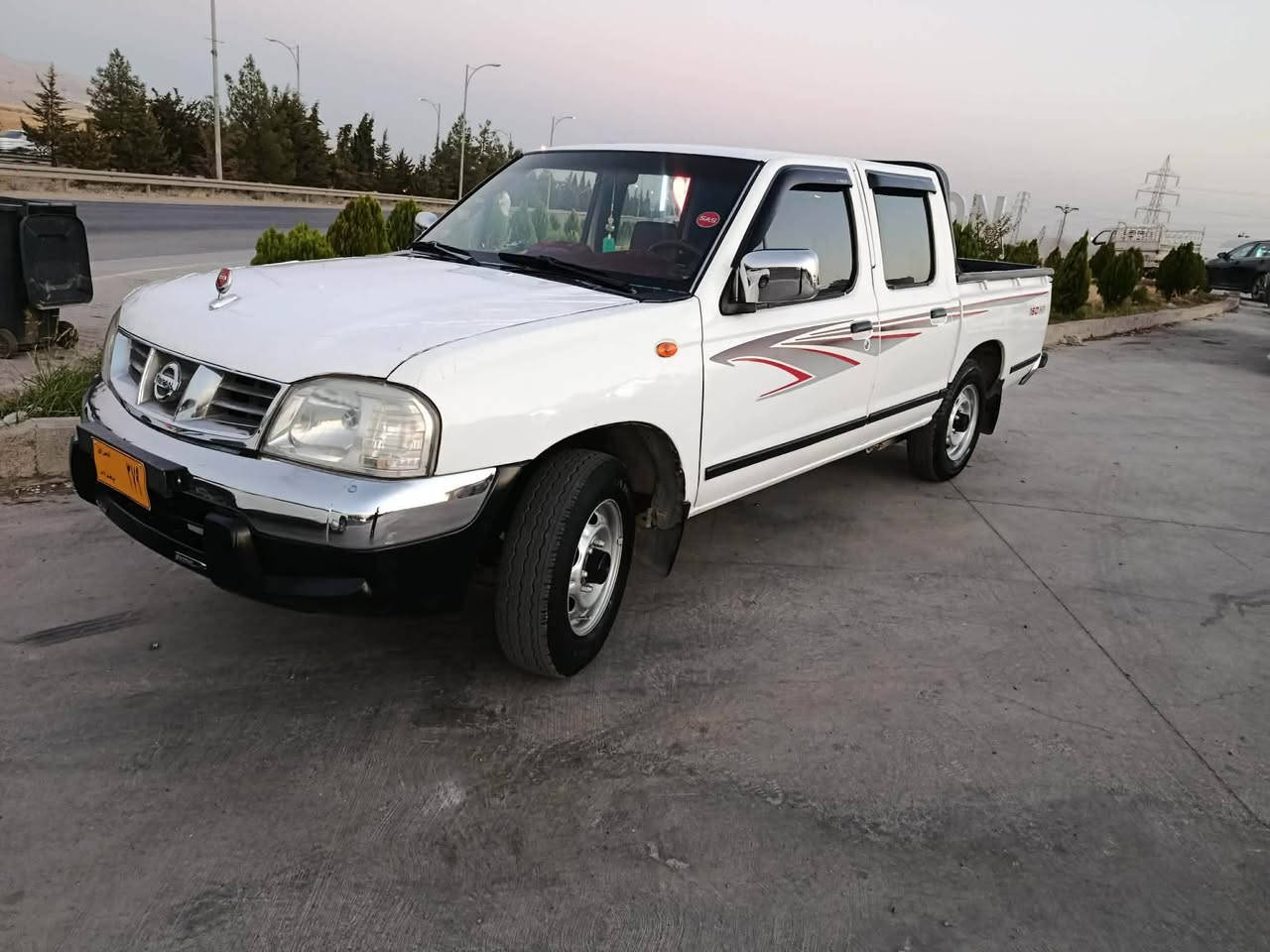 نیسان پیکاب بۆ فرۆشتنوو گۆڕینەوە مۆدیلی 2011حیزام بۆ یاخە لەسەر ساخی سەیارەکە لیزەری دووبەیە لەی سەکن قرچێکی بچەوکی هەیە شایەنی باس نیە سەیارەکە ئەکسلوو گێڕوو مەکینەی بەشەرتی هەزار فیتەر مەکینە بەخە 4جام کارەبا دەبڵ گێچە هەر چوار تایەیی زۆر باشن ئی دواوەی لۆک لۆکە تەقەو ڕەقەی بەشەر سەیارەکە نرخی خوار هەرهەموو بازاڕ 56مەعامەلە ژ.م***********
