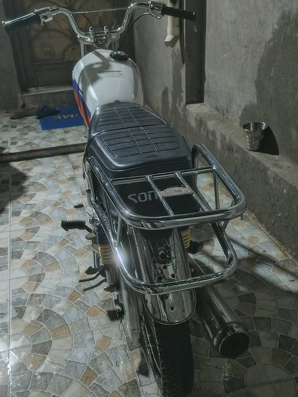 سلام عليكم 
دراجه نامـه سونك 
موديل 2024 طالعه ب 2025
دراجه مشتغله فقط اربعه اشهر 
دراجه مهموله عوزها غسله وترتيبات ترجع جيس
شرط مكينه هاون شلعه ومعدل فيلس ما مفيلسها 

للاستفسار خاص راسلني وبيك وتدلل متواجد فيس
*********** رقم متواجد بي فقط واتساب
