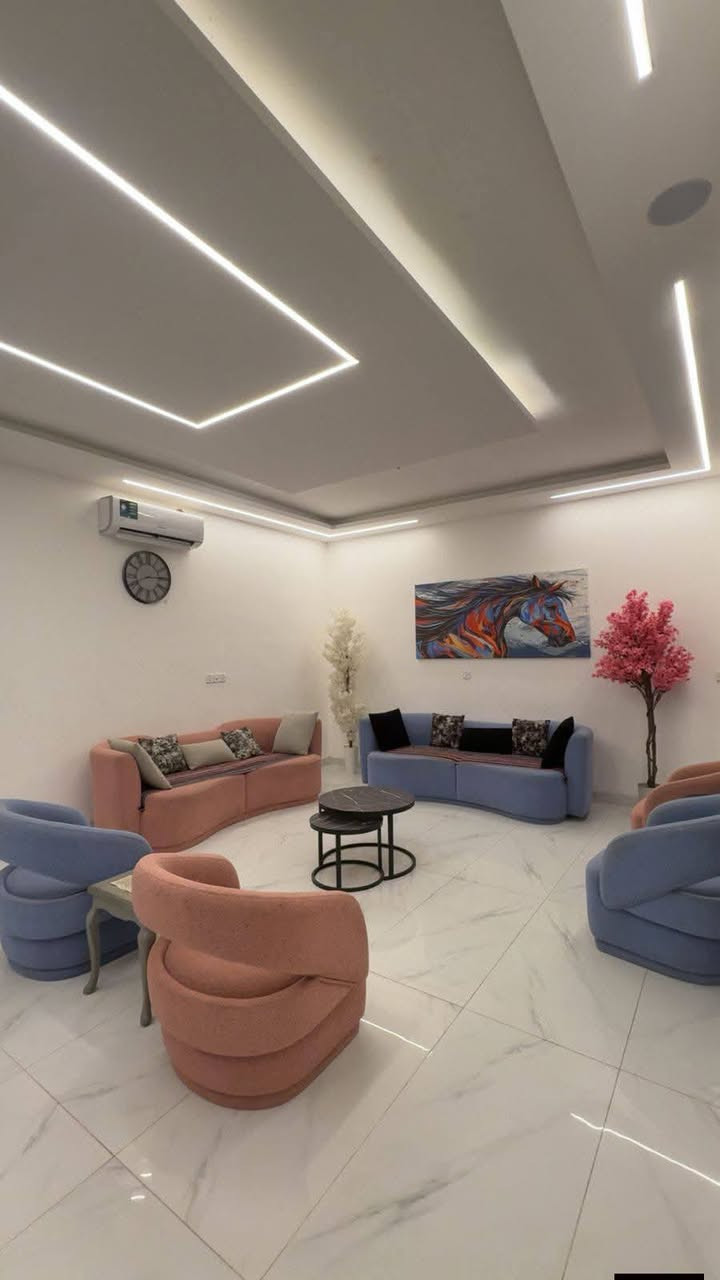 مزرعة راقية للحجز اليومي - بغداد / الدورة (البعيثة) 🌿
🏊‍♂️ مسبح مجهز ونظيف
🛋️ صالة واسعة ومكيفة + جلسات خارجية
🍉 كامل الخدمات للعوائل والشباب
للحجز والاستفسار (اتصال أو واتساب مباشر):
📞 ***********
