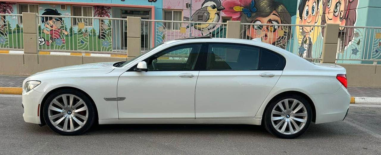 بي ام دبليو 750Li • باب طويل • محرك V8 ٥٠٠٠