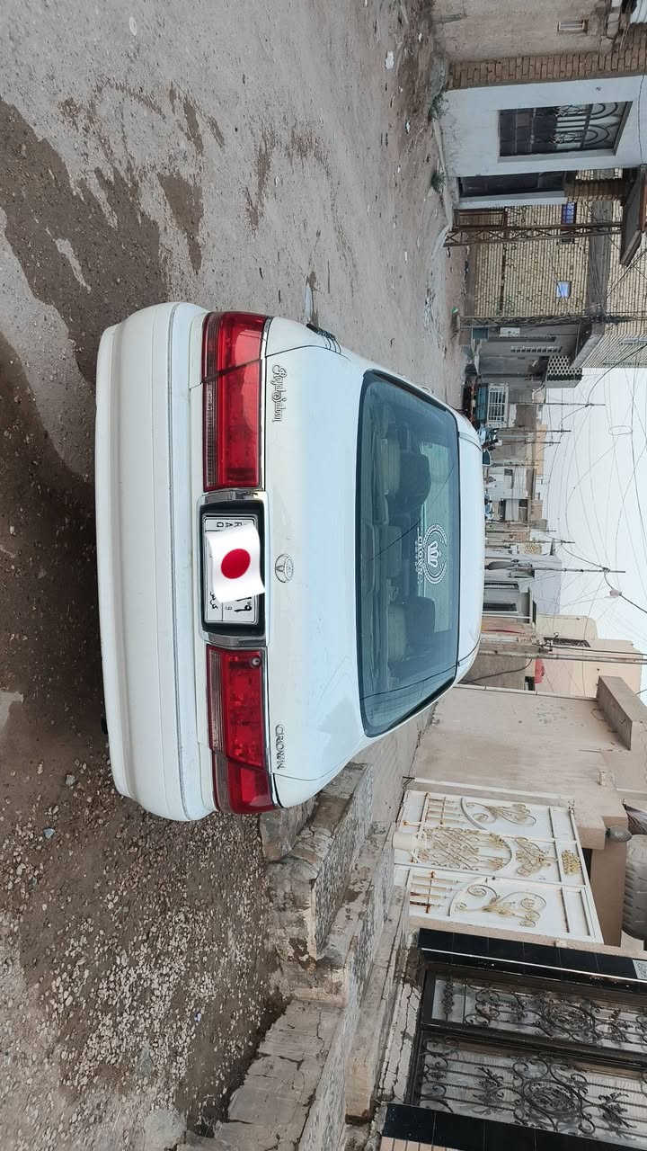 السلام عليكم شباب ملكه للبيع موديل 2000 مكفوله من كصه ونقل رقم كركوك قرار 102 السياره خير من الله حداديه ستوني شادهه مكينه وكير جدد تبريد ثلج تريد راعيهه بل نجف أبو لوكالة وسنويه مكاني نجف السعر 70وبيهه مجال أو مراوس حسب لقناعه ***********
