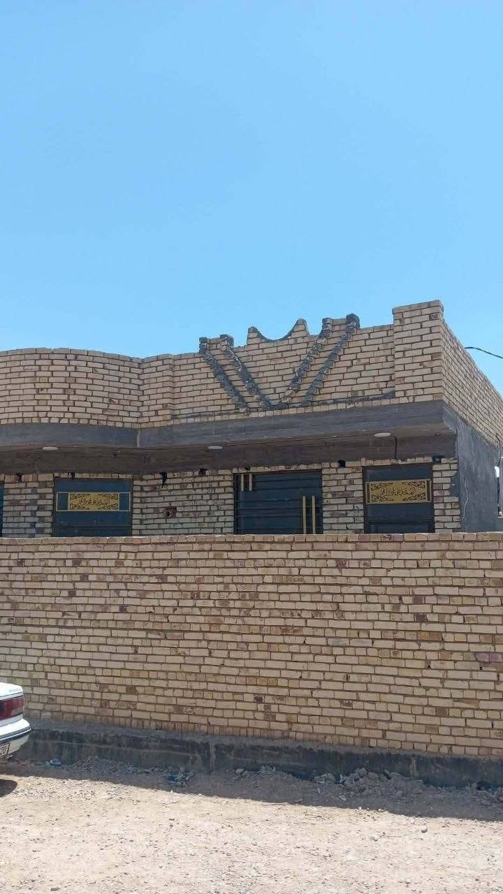 يالله🌹

تحية طيبة🌹

بيت🏠للبيع 
واجه 10 والنزال 17.5 يحتوي على غرفتين نوم 
الموقع قرية السلام 

للاستفسار ☎️

***********
***********
او مراجعه مكتب رائد البنواوي للعقار 
حي الموضفين مقابل مدرسه نون والقلم الأهليه 

اهلا وسهلا🌺
