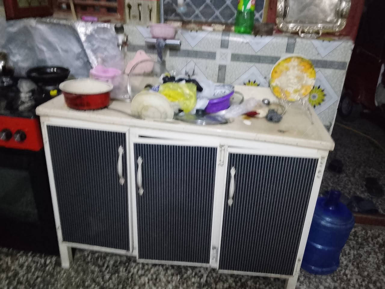 سلام عليكم كاونتر أو مرجوحة مابيهن اي اضرار مثل ما موضح بل صورة السعر ١٢٥ السعر نهائي قفل قفل قفل بدون عملة مكاني بغداد دورة ابو دشير ***********
