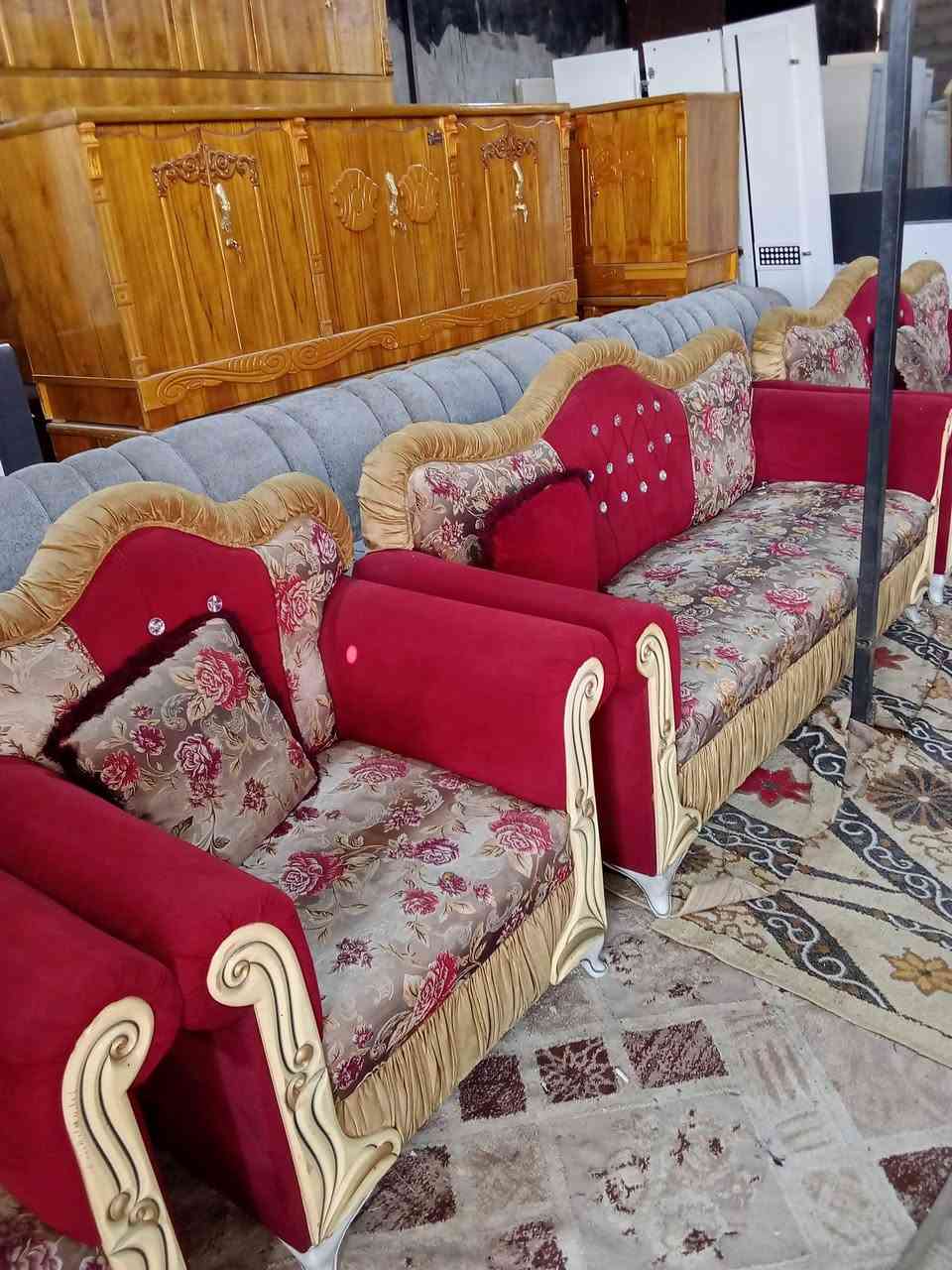 لبيع وشراء الاثاث المستعمل ولجديد ومراوس كاطون الرازي نشتري كافة الاثاث المنزلي ولمكتبي وغرف النوم تركي صاج عراقي للاستفسار هاتف واتس اب ***********
