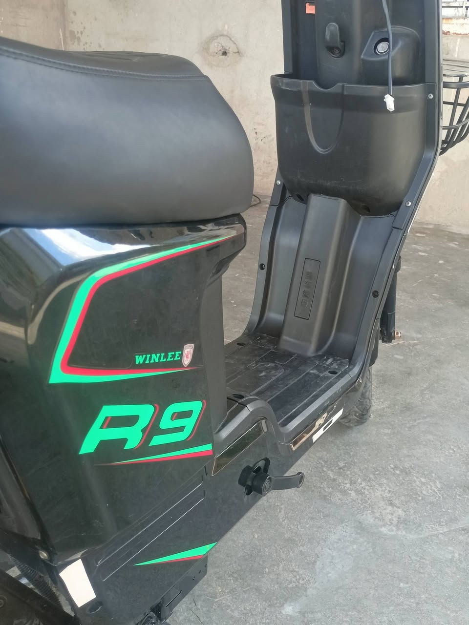 ماطور شحن 2026 R9
أغراضه كاملة وياه

المواصفات

بطارية 22  امبير ولي شرط

السرعة 109

نظام الشحن 

منفذ شحن موبايل

.الضوء علي ناصي

الكير 4 تبديلات

السعر /500  وبي مجال مستخدم شهر واحد 

شراي يتصل ***********
مكلف بل
