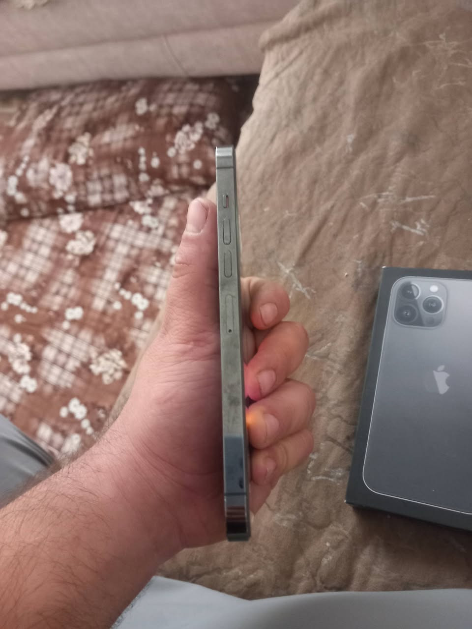 للبيع ١٣برو ماكس ١٢٨ بطاريه ٨٩ جهاز لوك كارتونه ويه ما بي عيب ما مفتوح وتر شاشه قطعه اصليه من ابل
السعر ٥٧٥ قفل 
***********
للبيع ١٣برو ماكس ١٢٨ بطاريه ٨٩ جهاز لوك كارتونه ويه ما بي عيب ما مفتوح وتر شاشه قطعه اصليه من ابل
