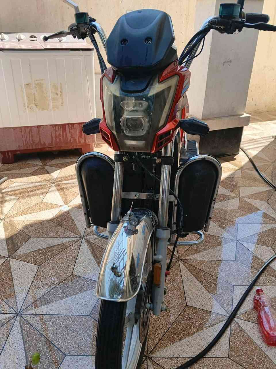 دراجة للبيع فلوجه جغيفي الثانيه***********
