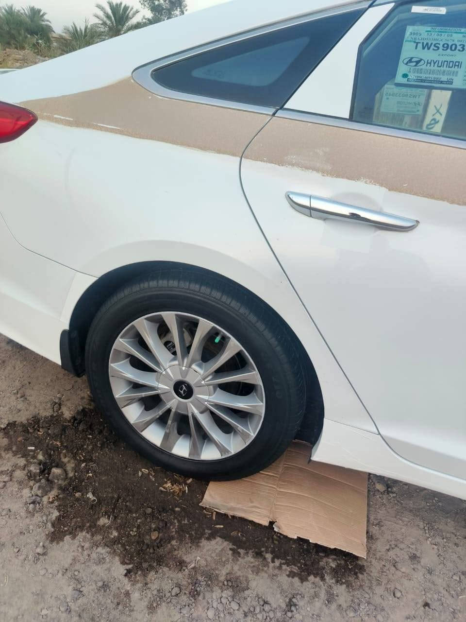 سوناتا خليجي
موديل ١٥
مكفوله كفاله عامه ماعده الموضح بلصوره 
سياره تحكم جهتين 
حساس خلفي 
تبريد قطعتين ثلج خير من الله 
٣انظمه قياده 
داخل جلد كرسي كهرباء
ومري شفط 
سنتر لوك 
كامره خلفيه 
شاشا 
لون ابيض صدفي 
محرك 2400دوش 
سياره مال بيت نضيفه 
تجي وتشوفه احلئ من صوره 
وسياره بعد بيهه مواصفات وخليجي معروفهه مواصفاتهه
رقم بغداد شرط تحويل ثاني يوم 
السعر 155 وبيها مجال حك جيه 
استفسار ***********
