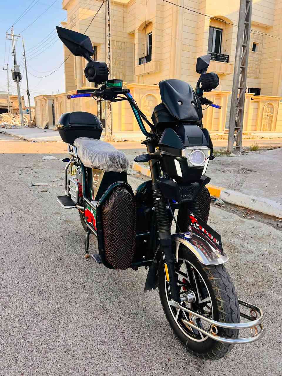 جبلي هيوشه ام البصمه موديل 25
نضافه فول الفول استخدام قليل 
6 بطاريات ع الفحص 
جهاز نذار مانع السرقه 
السعر 600  وبي مجال 
***********
‭***********
