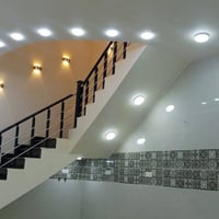مشتمل طابقين • ١٠٠م • طابو صرف
