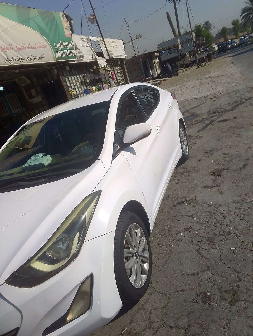السلام عليكم
النترا خليجي  موديل 2014 

مكينة 1600 دوش فول اقتصاديه مكفولة

گير 6 نمر ATM مكفول

ترايك للبصرة 
صدر امامي خلفي تبريد كله جاهز 

كهربائيات كلها شغاله 1/1 عليها ادامه كامله

باتري جديد ، نوزلات بلكات مجاول فيت بمب چويتر كله جديد وجاهز سيارة مصفرة بلجهاز

((السيارة كفالة عامه عدا الجاملغ الامامي الايسر والدعاميه صبغ))
تحويل ثاني يوم  
عنوان بغداد الدوره ***********واتساب
‭***********‬ اتصال
