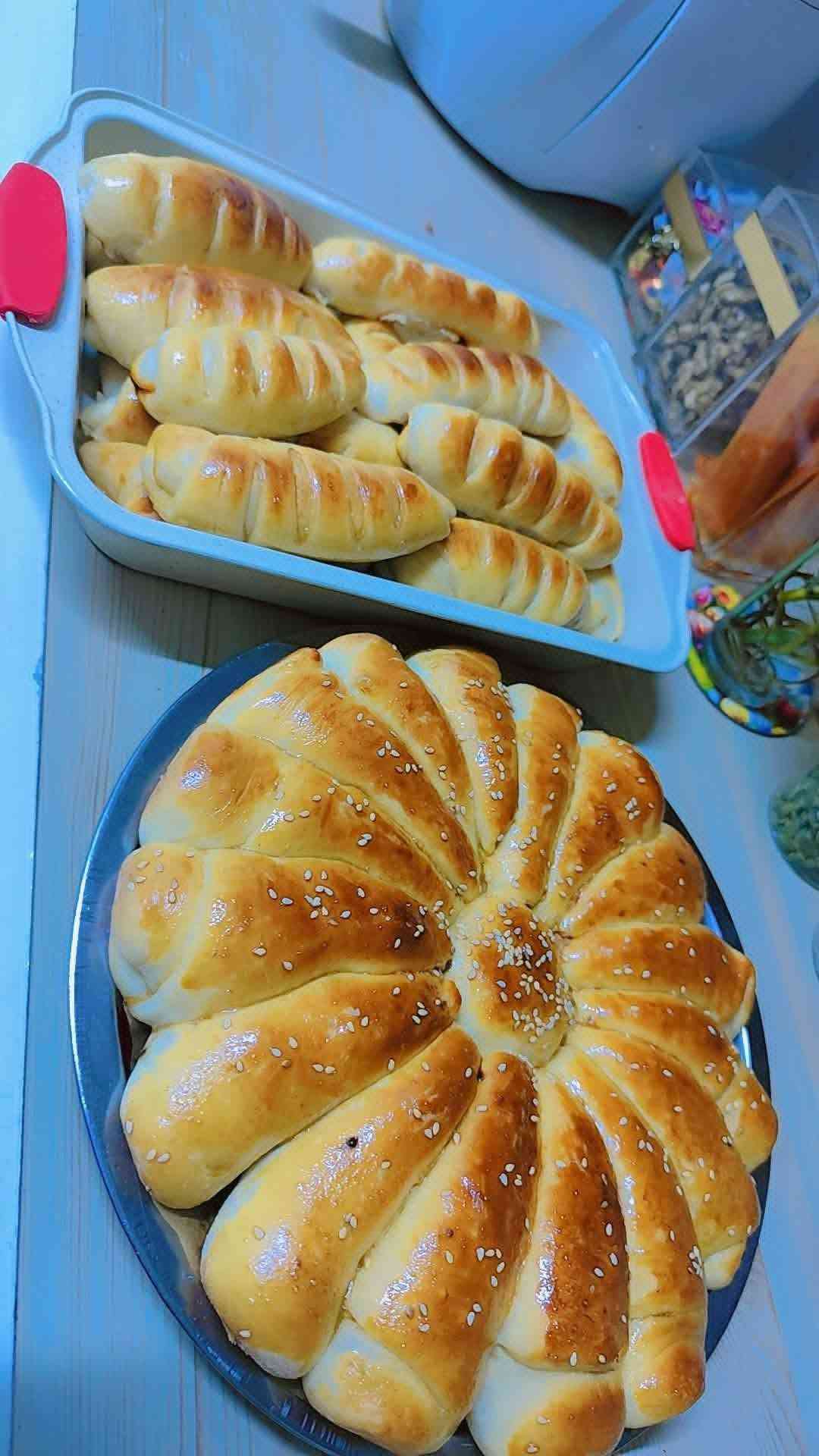 كليجة • لحم بعجين • توصيل مجاني