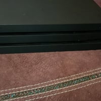 بلي فور برو. ما مهكر ويا كويتك واحد وكرتونه ونضاف مكاني بغداد سعر325 و...