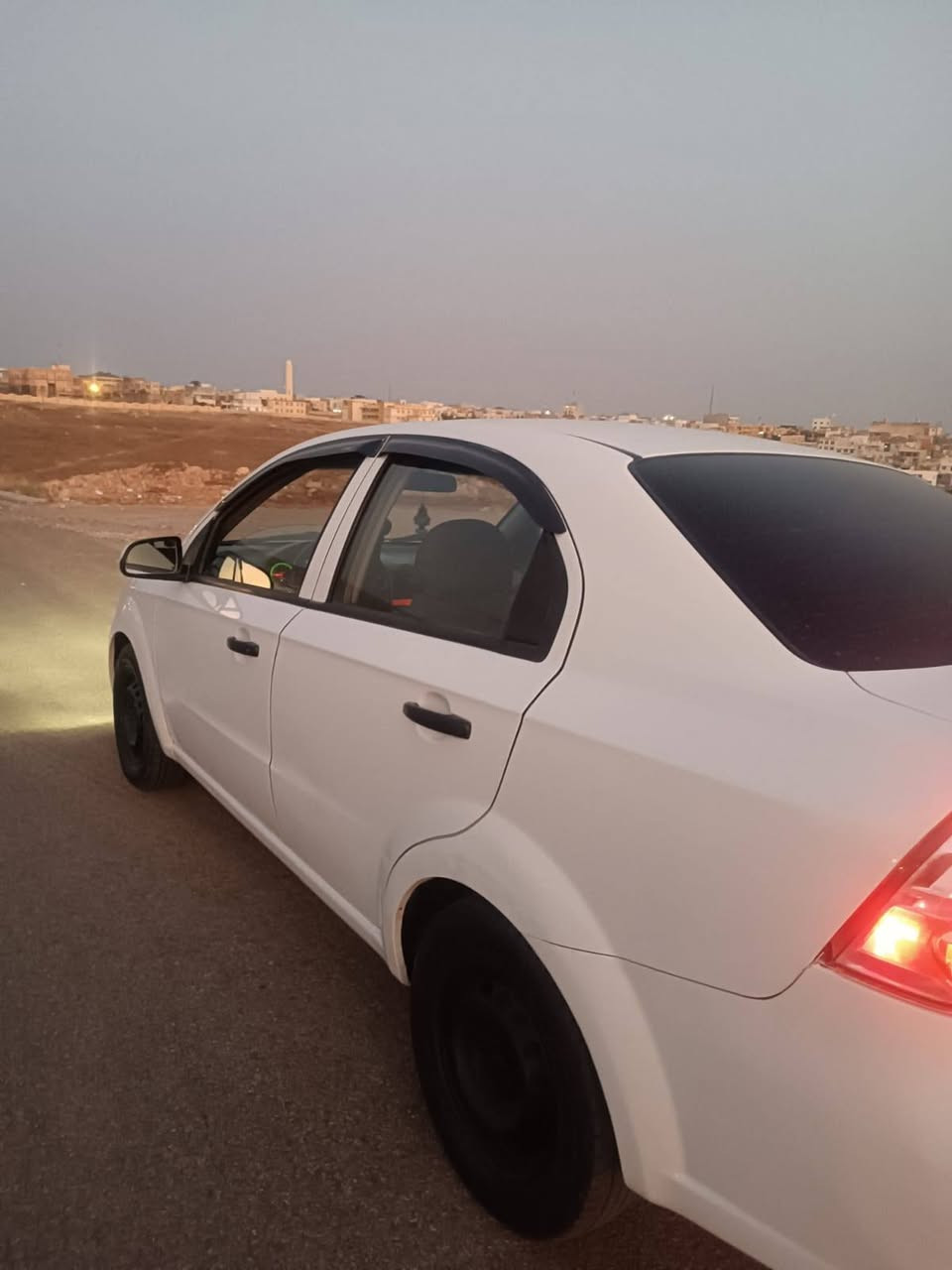 افيو كورى موديل ٢٠١١سياره فقط قطع واحد بي  صبغ شرط بدون معجون بدون دواخل كير محرك بشرط تحويل وكاله بشرط سياره تبريد ثلج سياره حيل حلوه مال جناي جاهز مقدمه ٣٥كل شهر ٢٠٠ دولار سعر حسب انتفاق اي استفسار انتصل ع رقم *********** اقصاد بس اهل موصل
