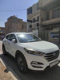 توسان 2018 خليجي ماشية 106 الف رقمها حلو  90906 كير مكينة مكفولات من ا...