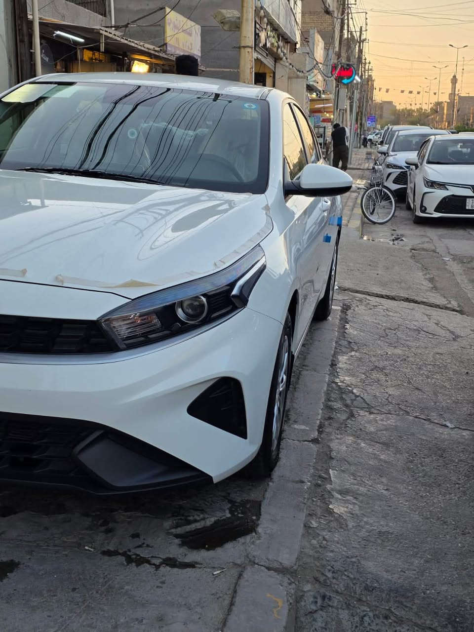 السلام عليكم 
سيراتو شركة الدولية للبيع اخت الزيرو
موديل 2024 كفالة عامة من كلشي 
سيارة خير من الله سبير منازل 
مواصفاتها معروفه الدولية 
محركها 1600 
سيارة ماشيه 25.000
للأستفسار (***********)
او مراسلة الخاص
