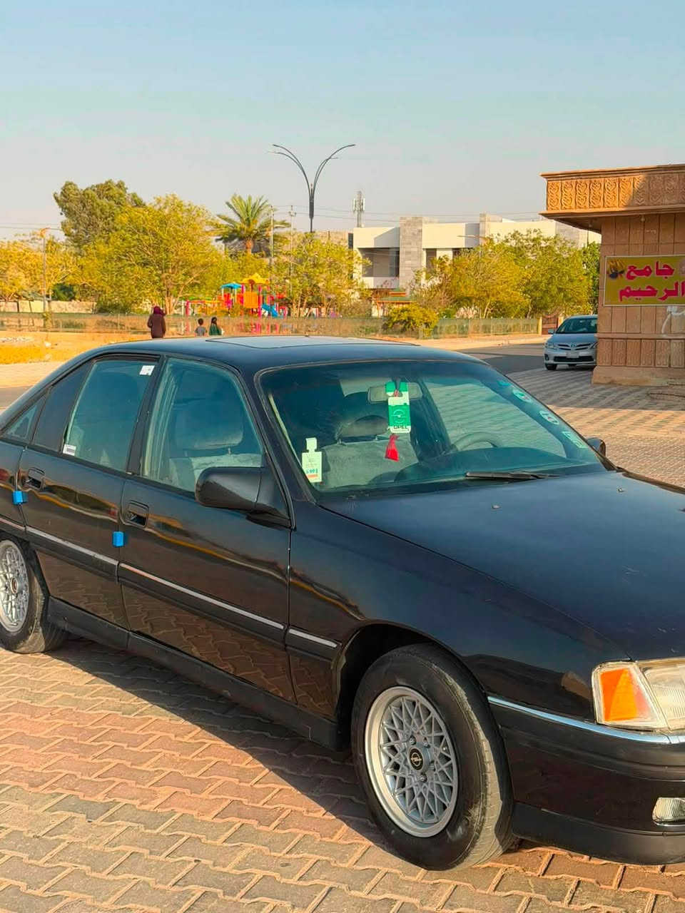 السلام عليكم مكلف بالنشر
اوبل اوميكا للبيع 1992

رقم صلاح الدين الدولي الجديد بسمي شرط التحويل 

محرك و كير شرط كفالة ( السيارة كير عادي) 

صدر امامي خلفي جديد 

مسجل صوت بلوتوث 

سماعات كامل شغالة 

الجام  كهربائي شغال 

الكيجات كامل شغال 

حدادية كاملة مانقصها برغي السيارة حلوة حيل ونضيفة جدا صبغ جمالية فقط بدون خياس بدون ضرر

السعر 40 وبيها مجال 

مكاني صلاح الدين تكريت القادسية 

للاتصال:

***********
***********
