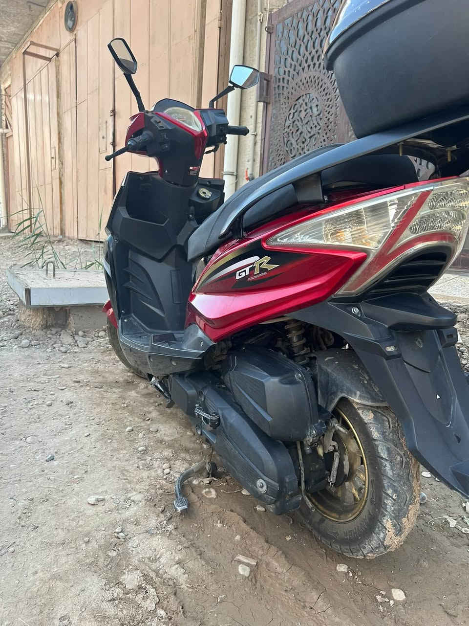 السلام عليكم عندي هاي دراجه حلوه متكامله مبيها شي وسعره 850 الف كهربائيات و كلشي ابشرط مبيها اي صرف
ورقم تليفوني هذا هو ((***********. ))
