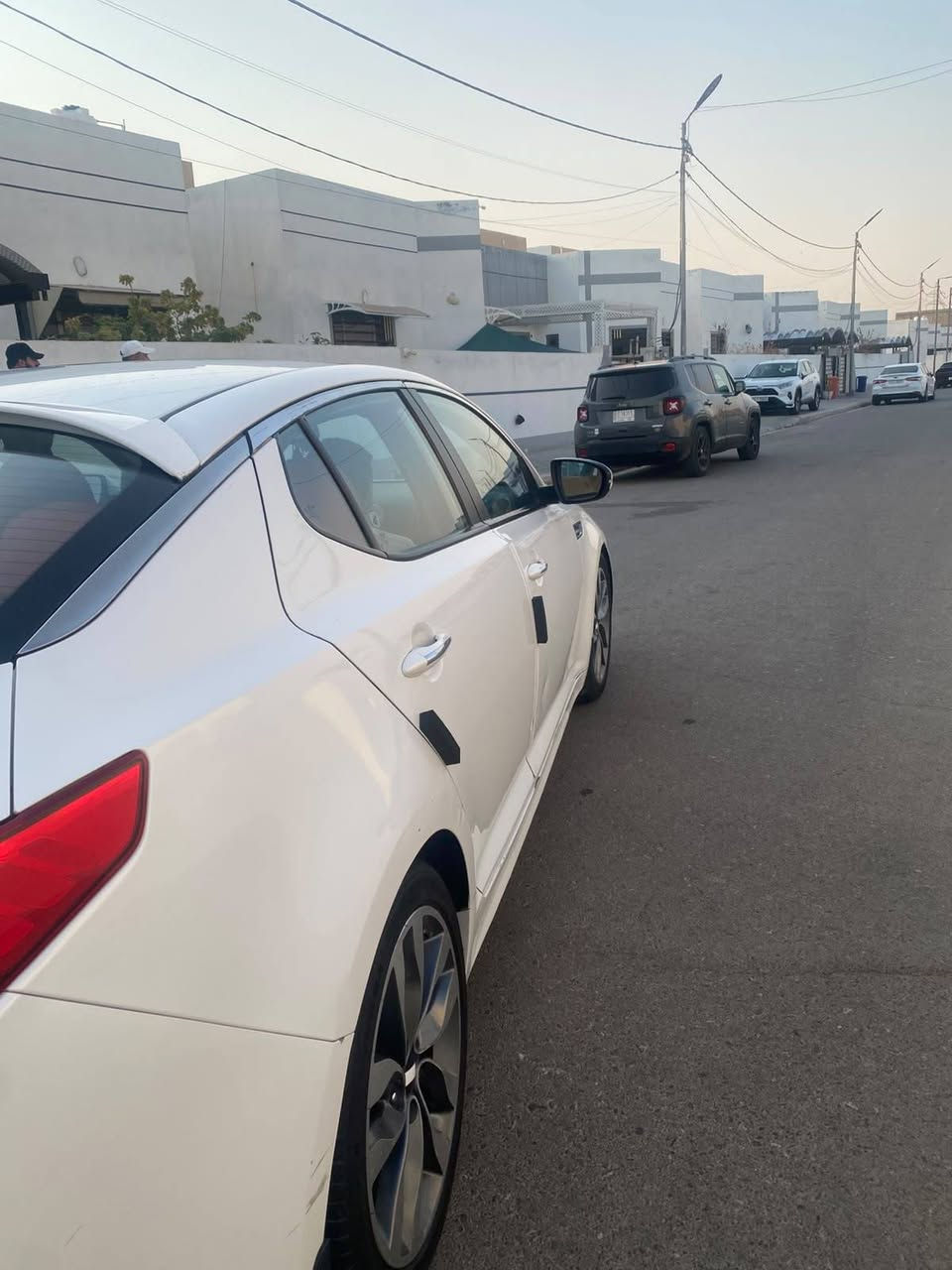 السلام عليكم اوبتما ٢٠١٥ خليجي ٢٤٠٠ 
نص فول
سياره خير من الله جاهزه متخسر ربع 
قطعتين صبغ سونار موجود
مكان سياره كوت بيع أو ومراوس 
سعر ١٣٣ وبيها مجال 
***********
