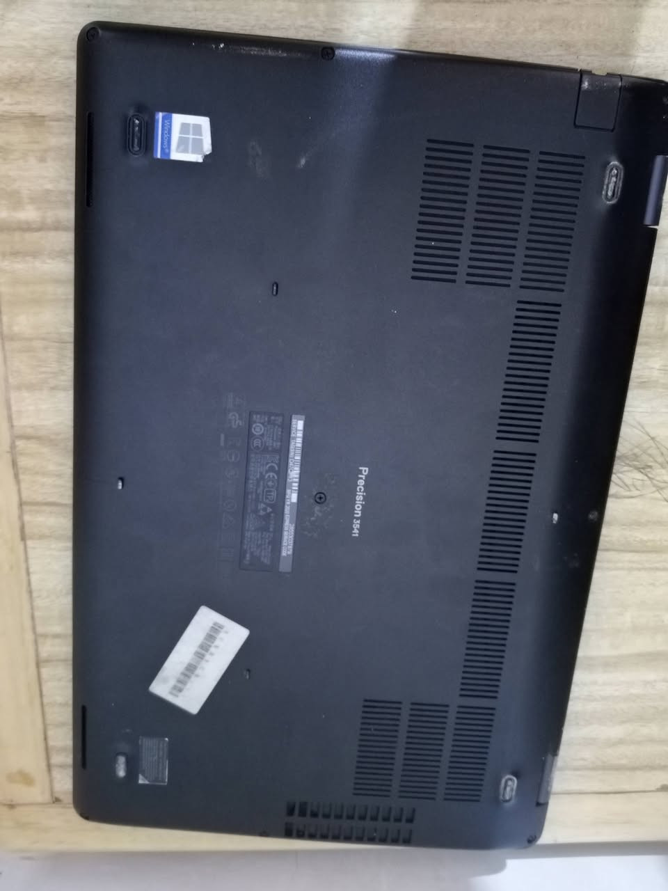 لابتوب دل لبيع 
السعر ٣٥٠ الف 
المواصفات موجوده بالصوره 
ناصريه

نص مكتوب في الصور:
- About Your PC is monitored and protected. See details in Windows Security Device specifications Device name Administrator Processor Intel(R) Core(TM) i7-9850H CPU @ 2.60GHz 2.59 GHz Installed RAM 16.0 GB (15.8 GB usable) Device ID 48E8CC91-F999-4923-9745-67B10F396E4C Product ID 00330-52574-54431-AAOEM System type 64-bit operating system, x64-based processor Pen and touch No pen or touch input is available for this display Copy Rename this PC